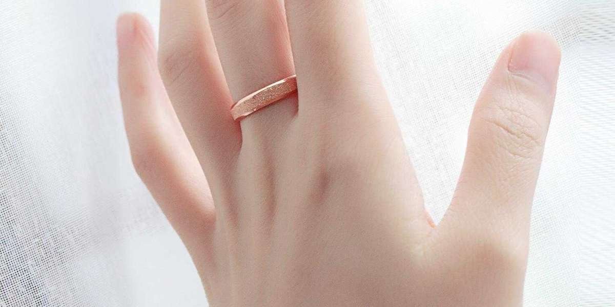 What ring to wear at each stage of your relationship?